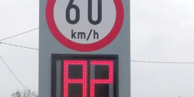 Accusations of 'political games' regarding erection of speed signs on busy Laois road