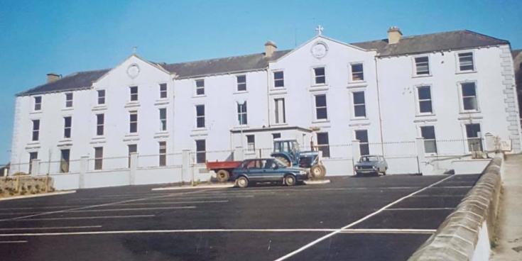 Laois community joy as rescued Abbeyleix historic cross comes home