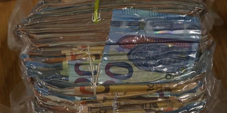 Portlaoise man remanded in custody as &euro;1,2 million in cash forfeit to the State