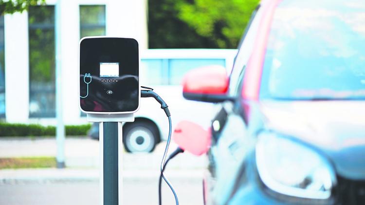 New electric vehicle charging hub for Laois service station gets green light