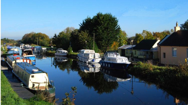 Lack of maintenance on Laois canal causing damage to boats, warns councillor