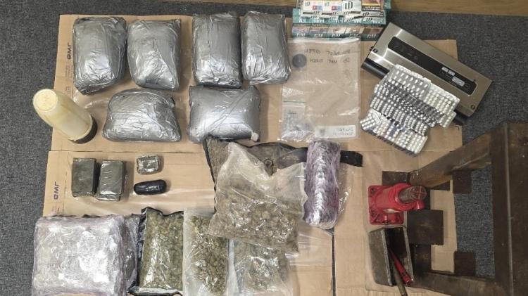 Massive &euro;1.7 million drug seizure of heroin and cannabis in town on Laois border