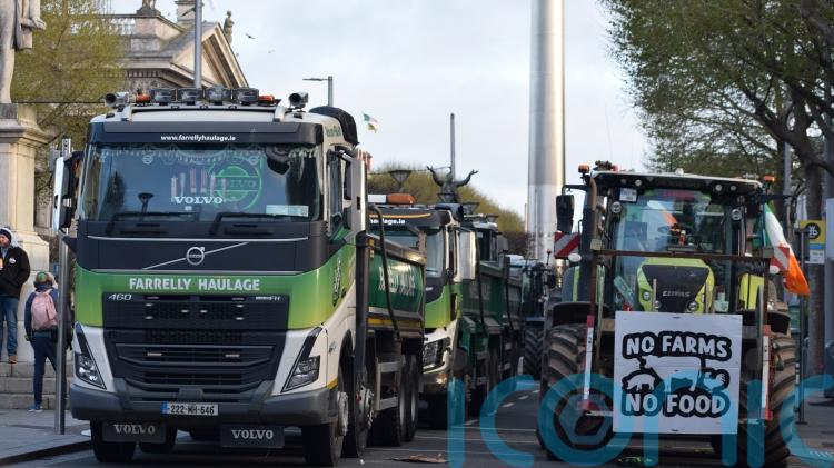 Irish Government announces &euro;505m in fuel-cost measures after protests