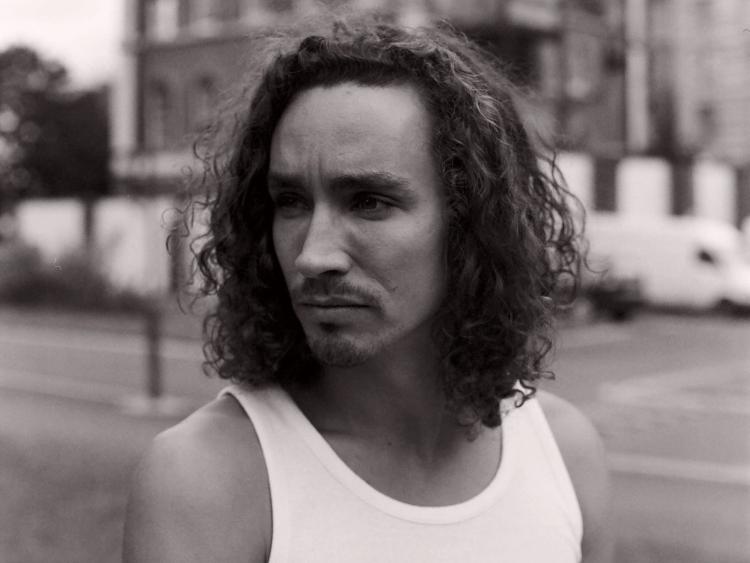 Fans loving Laois actor Robert Sheehan in Umbrella Academy ...