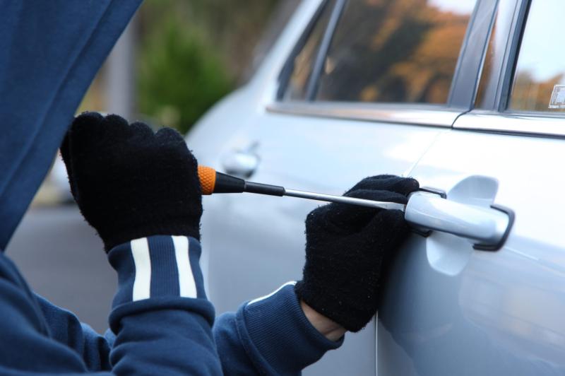 Man escaped crashed stolen car in Borris-in-Ossory this morning 