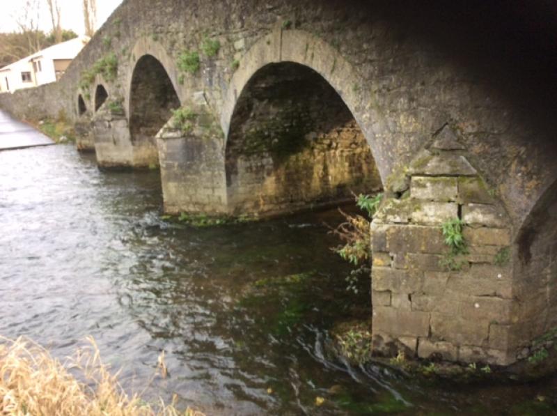 Stonearch bridge Durrow