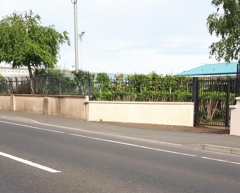 Portlaoise prison Governor must find cash for boundary walls facelift