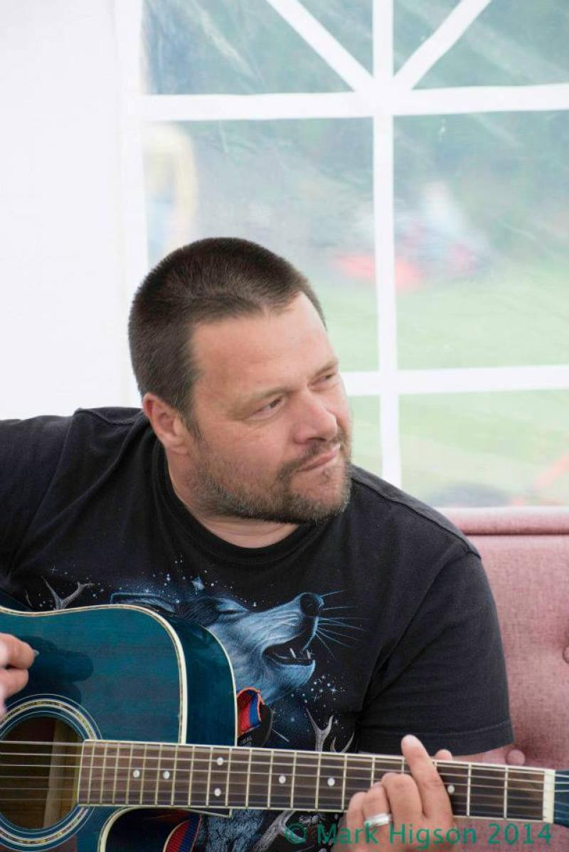 Laois musicians pay tributes to Abbeyleix man Colin Mackay who has passed away