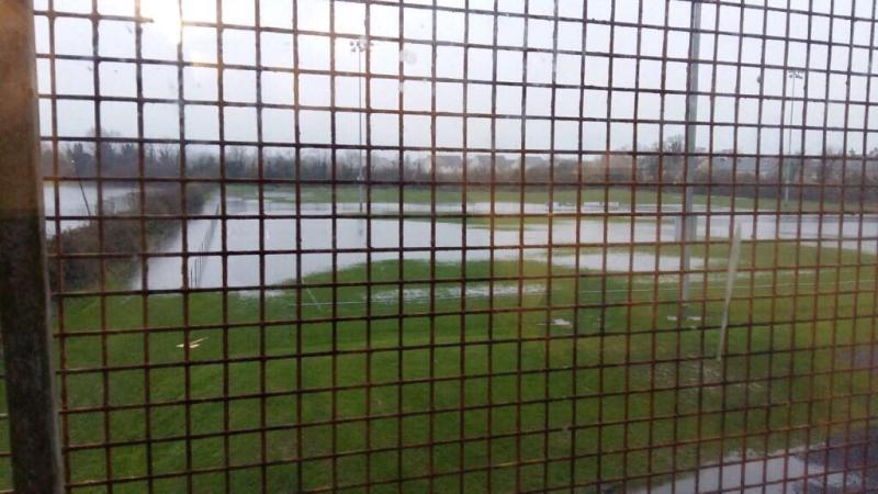 Flooding causes Portlaoise AFC game with Beggsboro FC to be called off