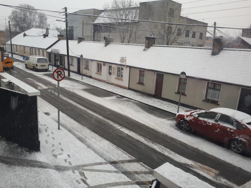 SNOW: Roads are lethal as heavy snow falls across Laois
