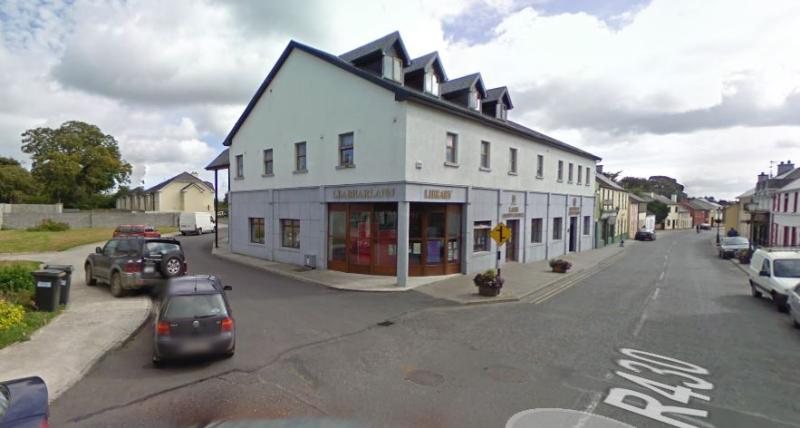 Bollards needed in Laois town to prevent people from blocking paths