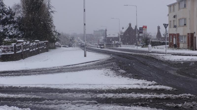 Snow ice status orange met eireann