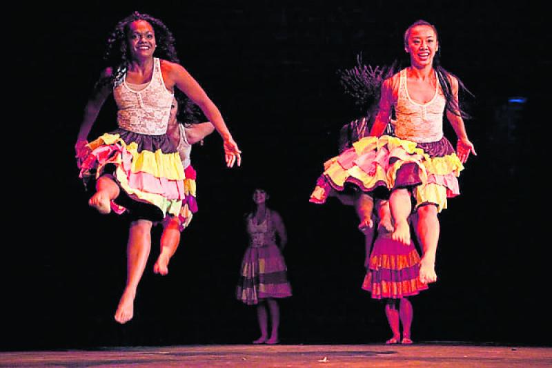 Brazilian dance and circus in Laois