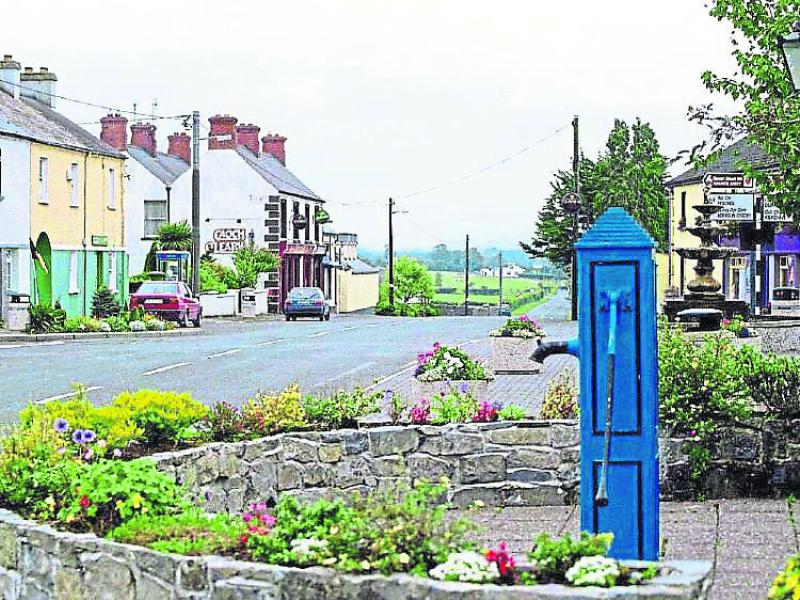 Laois road's broken fence left for farmer to fix