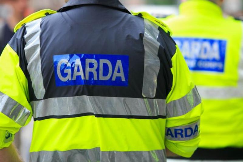 Garda appeal for information after two people robbed at knifepoint in Laois