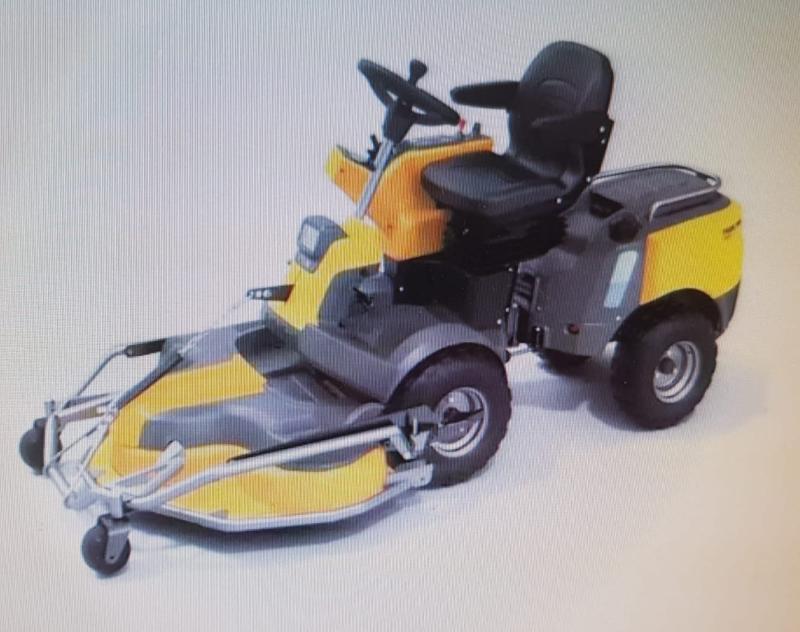 Garda&iacute; investigating theft of lawnmower in Laois