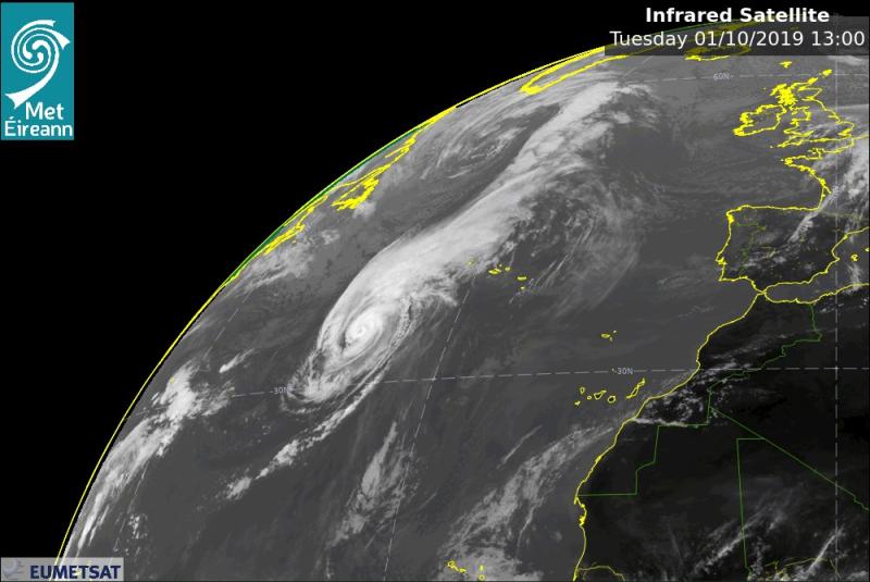 Met Éireann lorenzo hurricane forecast
