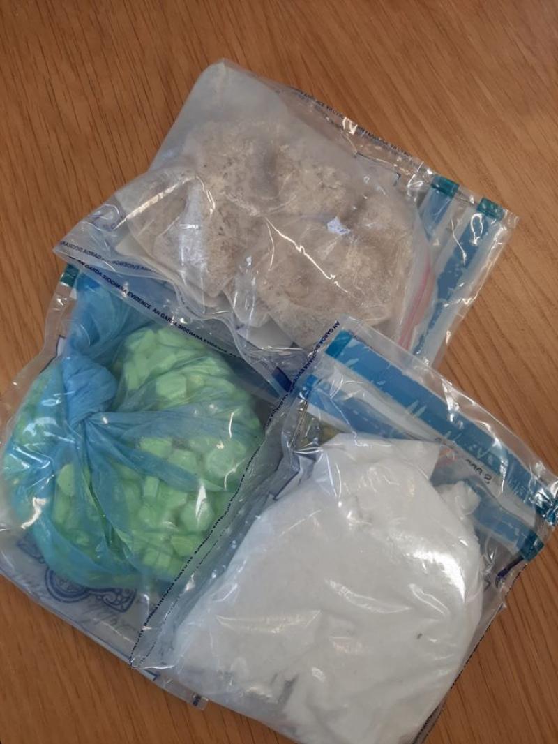 Drugs found and woman arrested in Offaly