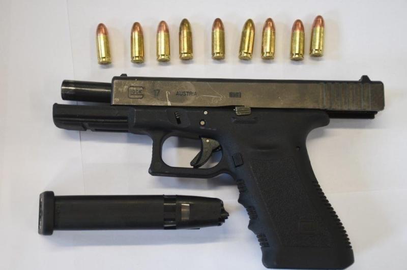 Court told courier had package containing Glock pistol when stopped in Laois