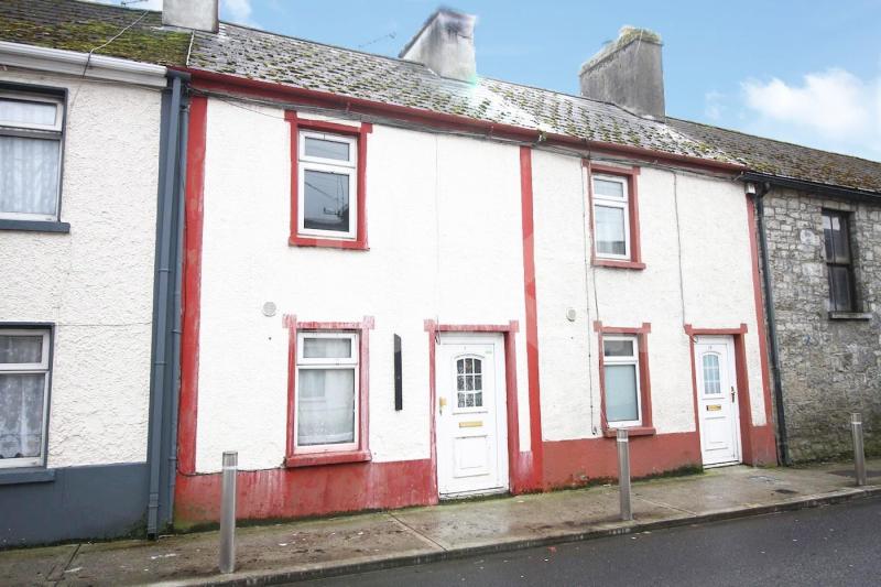 VIDEO TOUR: This two-bedroom house in need of TLC is one of the cheapest houses on the market today
