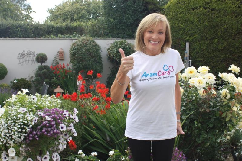 TV Royalty calls for Mna na hEireann to support Anam Cara in this year's VHI Women’s Mini Marathon