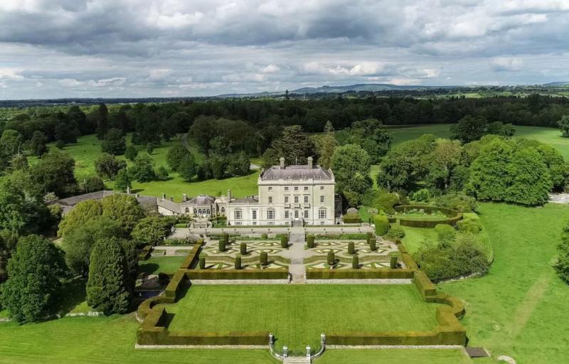  ‘The Collisons have the whole world to choose from and they chose Abbeyleix’ 
