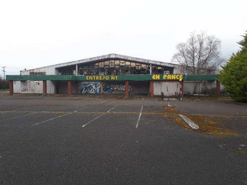 Laois Council must seal off in to secure Centrepoint insists councillor
