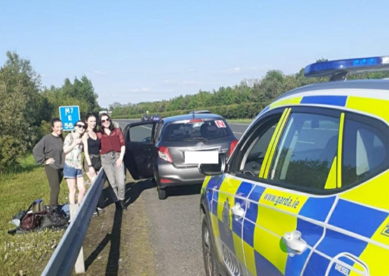 Laois Gardaí  come to the aid of 'damsels in distress'