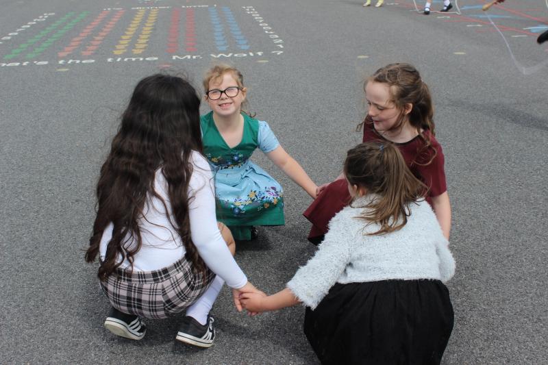 Two Laois schools help create Irish singer's new music video