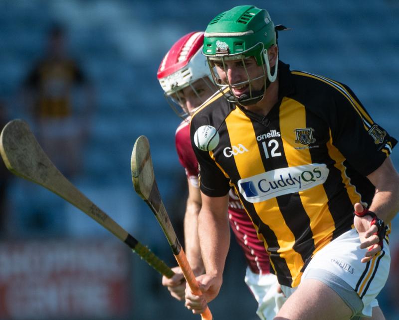 Camross mean business with third straight league win to book league semi final berth