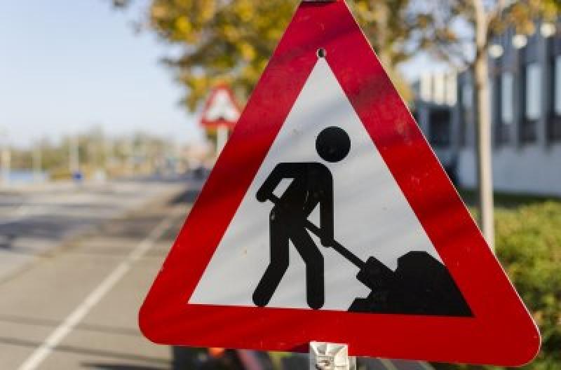 Laois County Council to repair uneven road surface outside of Ballacolla.
