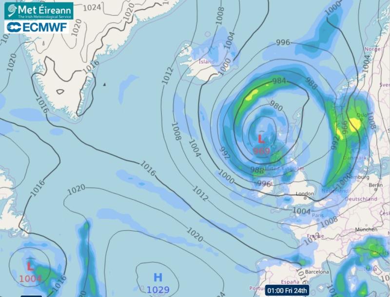 'Deep low' - Fears storm system could hit Ireland next week 