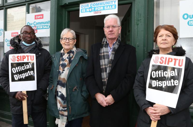 'We're devastated at losing our jobs' protest underway by Laois Jobs club