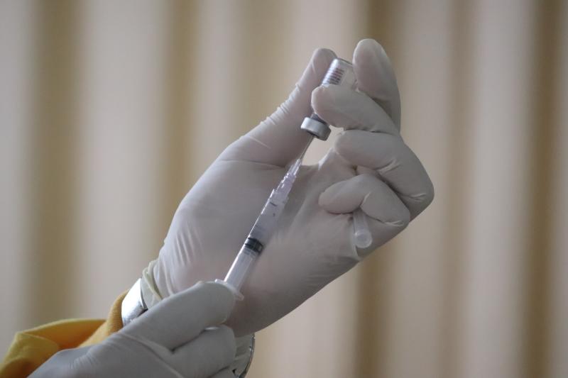 Covid booster doses now being offered to 12-15 year olds, HSE confirms