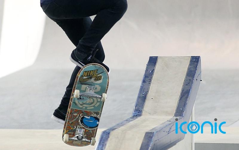 Skateboarding in middle age can help people navigate depression, finds UK study