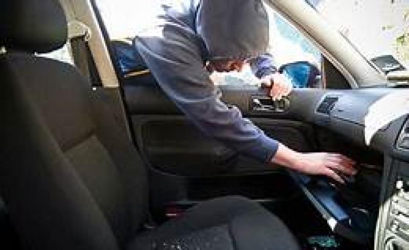 car-break-in