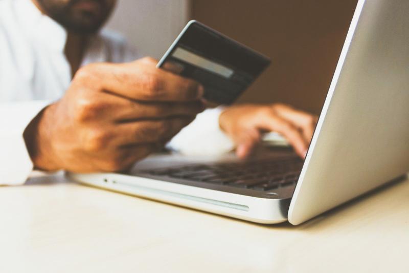 WARNING: How to avoid romance scams as fraud cases jump 