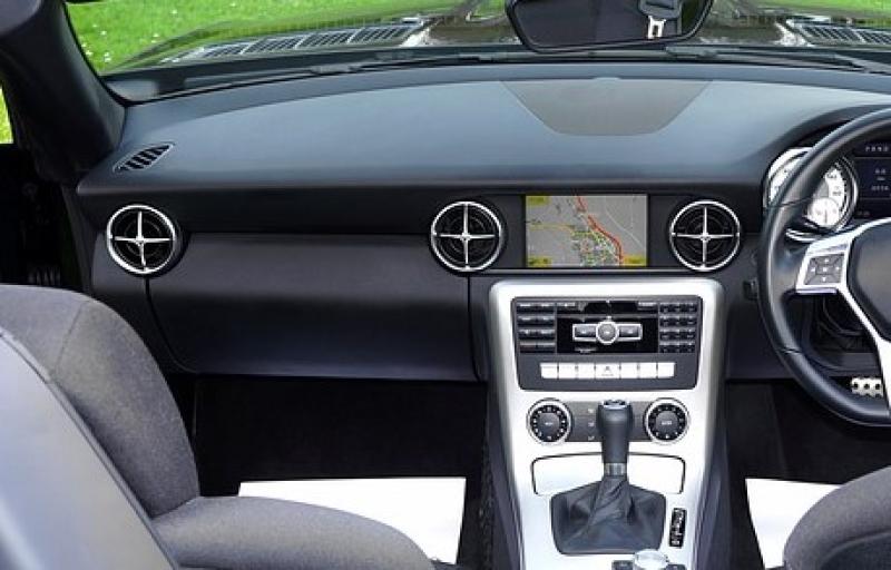 The top-spec Kia Carens 3 now has sat-nav as standard