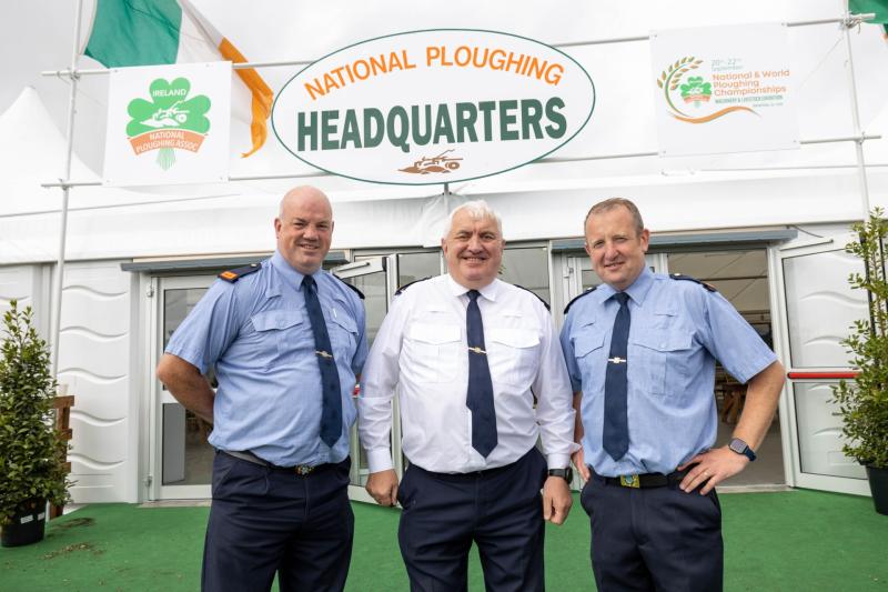 WATCH: GARDA PLOUGHING TRAFFIC  ADVICE