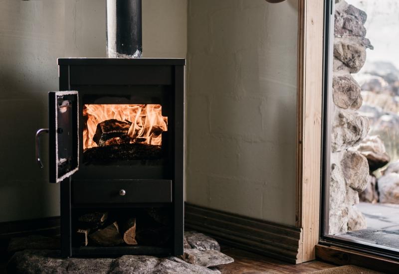 'You will never be cold if you have a fireplace' - Laois councillor demand chimneys