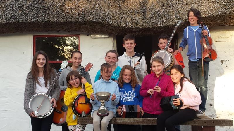 LAOIS COMHALTAS