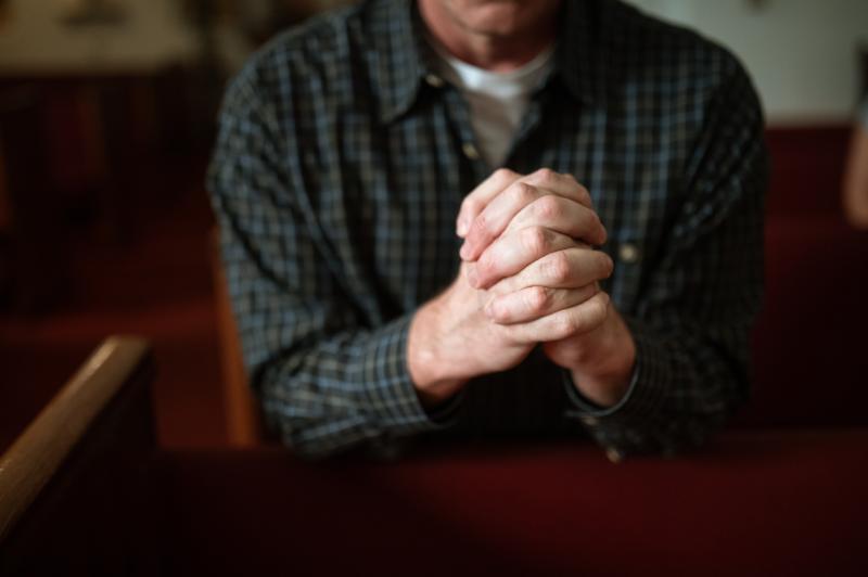 Call to stop prayer recited aloud at Laois council meetings
