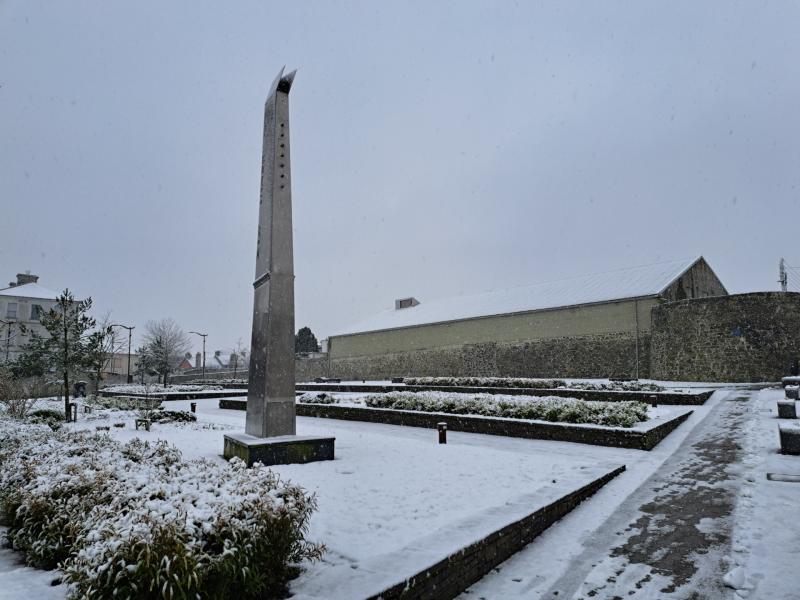 BREAKING: Laois hit with snow Status Orange #sneachta