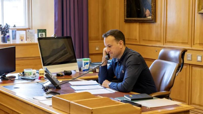 Zelensky thanks Ireland for support in phone call with Taoiseach