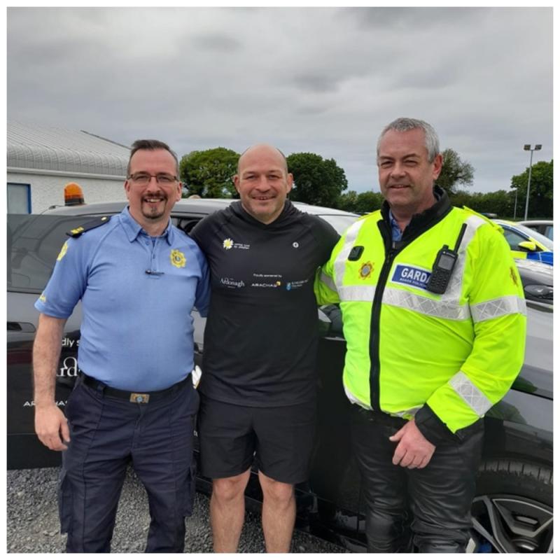 Laois Gardai greet Irish rugby legend Rory Best