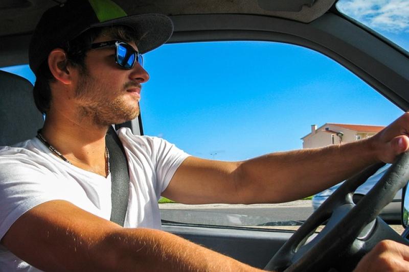 Top tips for summer drving
