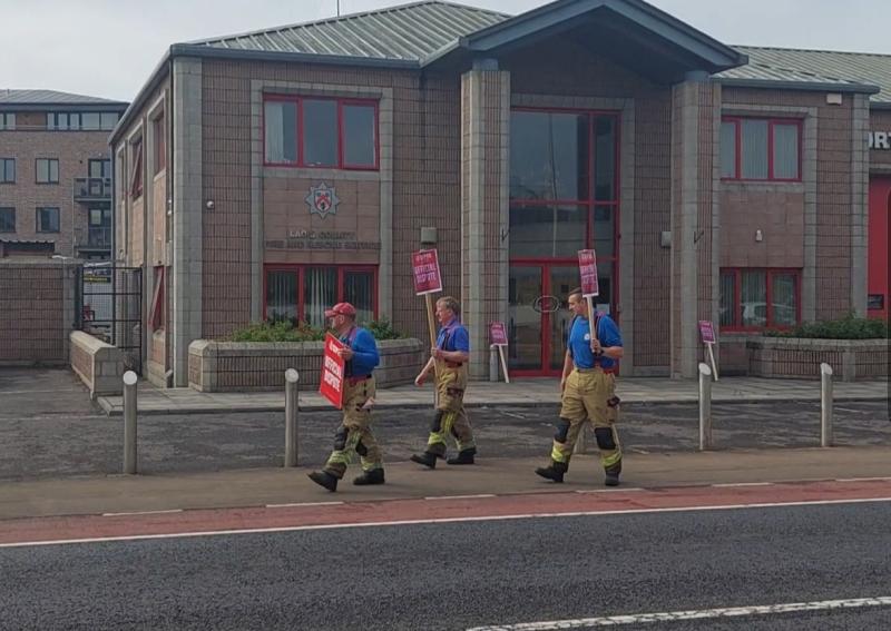 Laois Offaly TD slams 'disgraceful' treatment of firefighters