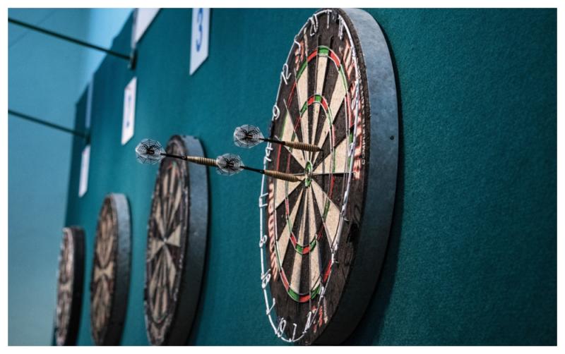 Portlaoise set to welcome World Darts Champion in charity exhibition 
