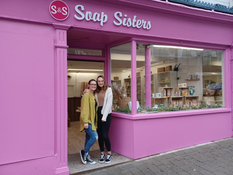 Bubble bursts as sisters' shop closes on Portlaoise Main Street