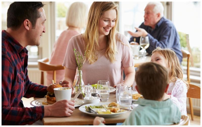 Spoil Mom Silly: Mother's Day Carvery at Maldron Hotel Portlaoise 